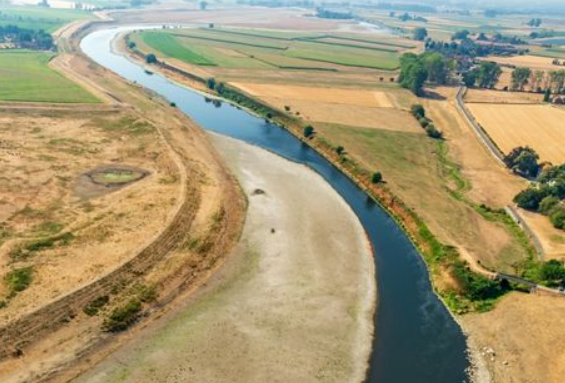 Droogte verandert rivierlandschap