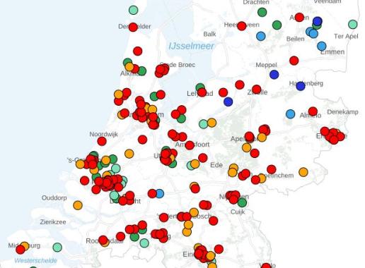 Kaart van Nederland met Cruyff Courts en speelnatuur
