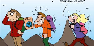 cartoon.drie wandelaars lopend achter elkaar de voorste feeft op zijnn rug atlas